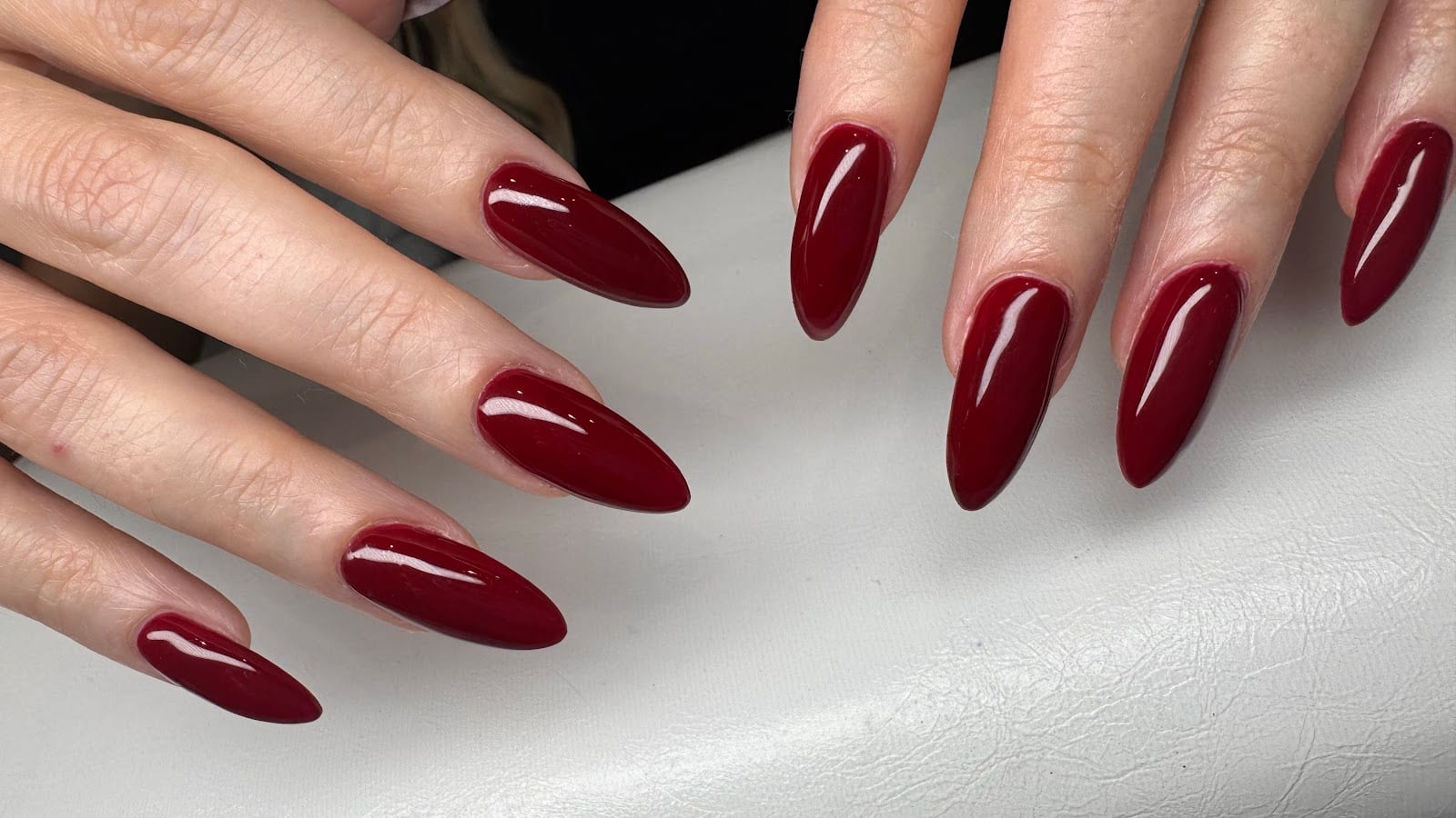 Emuna Nails SRQ