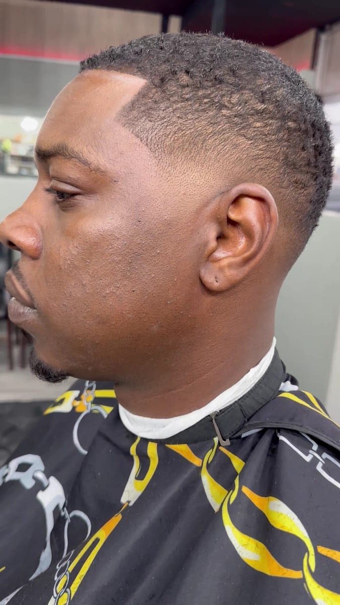 Crowd Pleezers Barbershop, photo 3