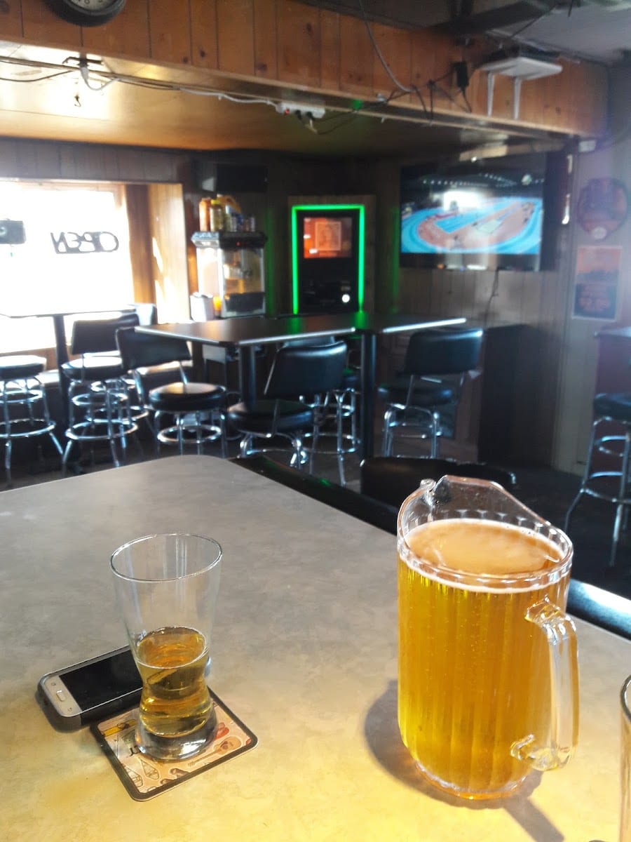 Boulevard Tavern