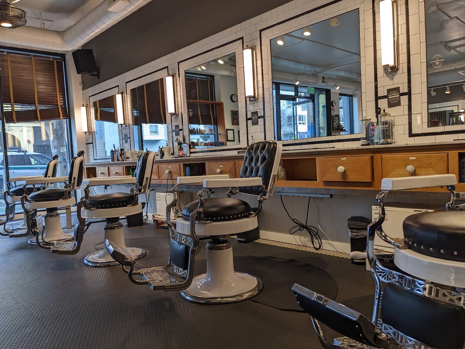 People's Barber & Shop, photo 4