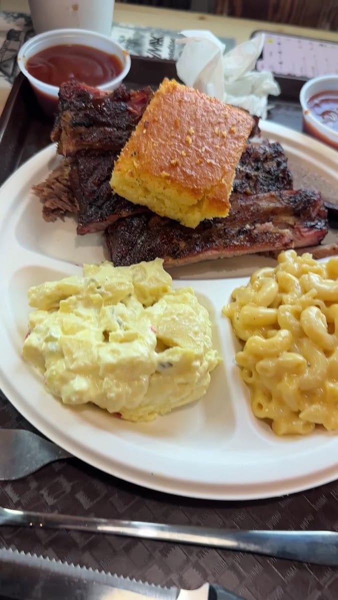 Nathan's BBQ, photo 2