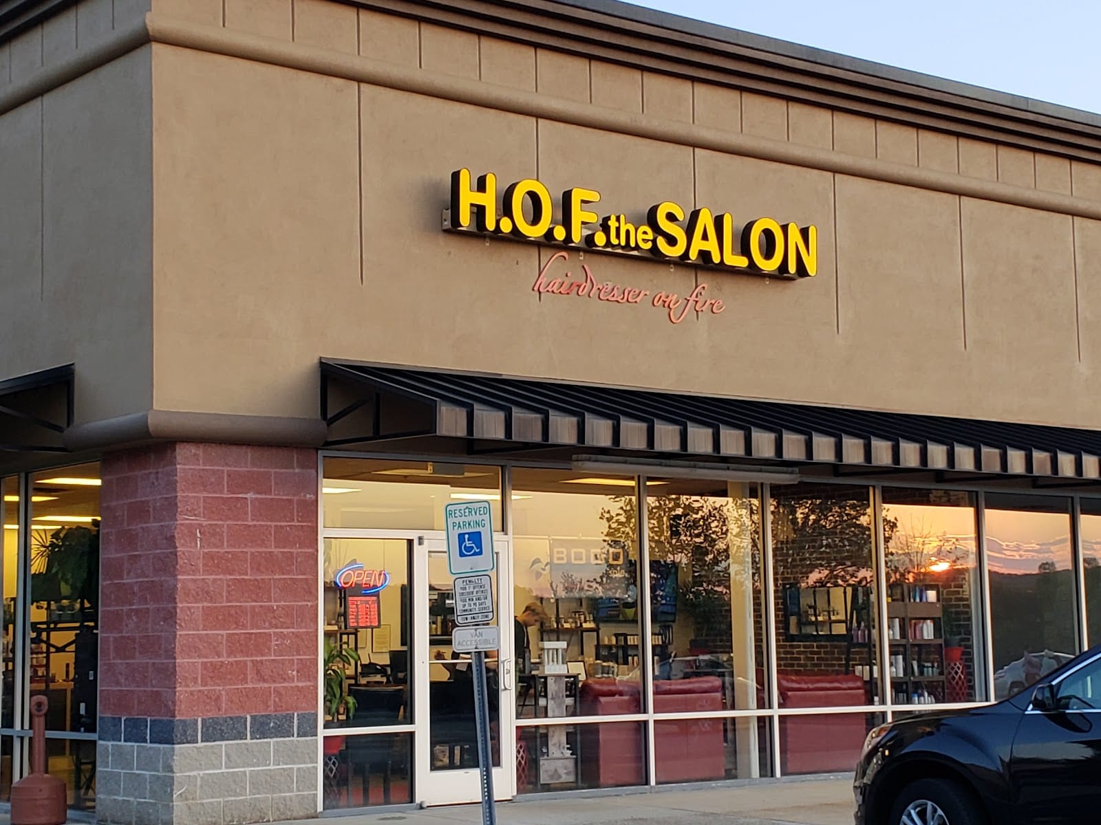H.O.F. the SALON