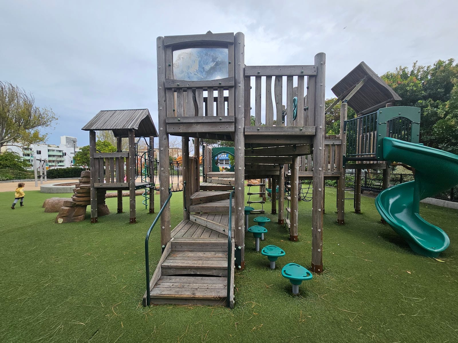 Raymond Kimbell Playground Park, photo 3