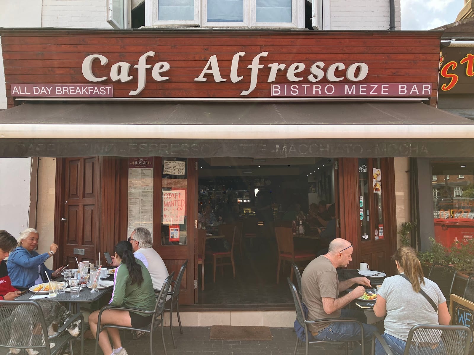 Cafe Alfresco, photo 2
