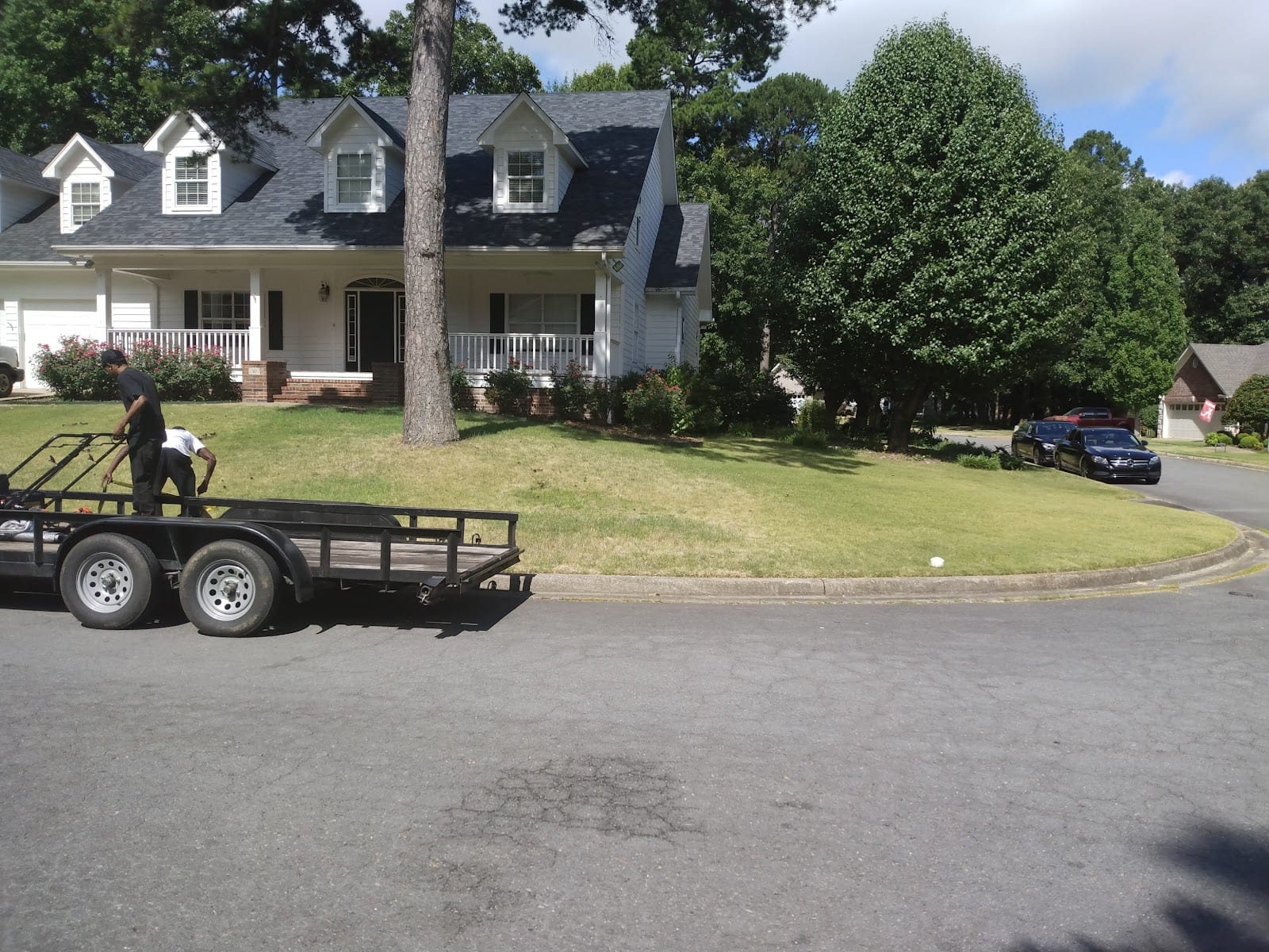 MSH LANDSCAPE LLC - "Mowing Standards Higher", photo 4