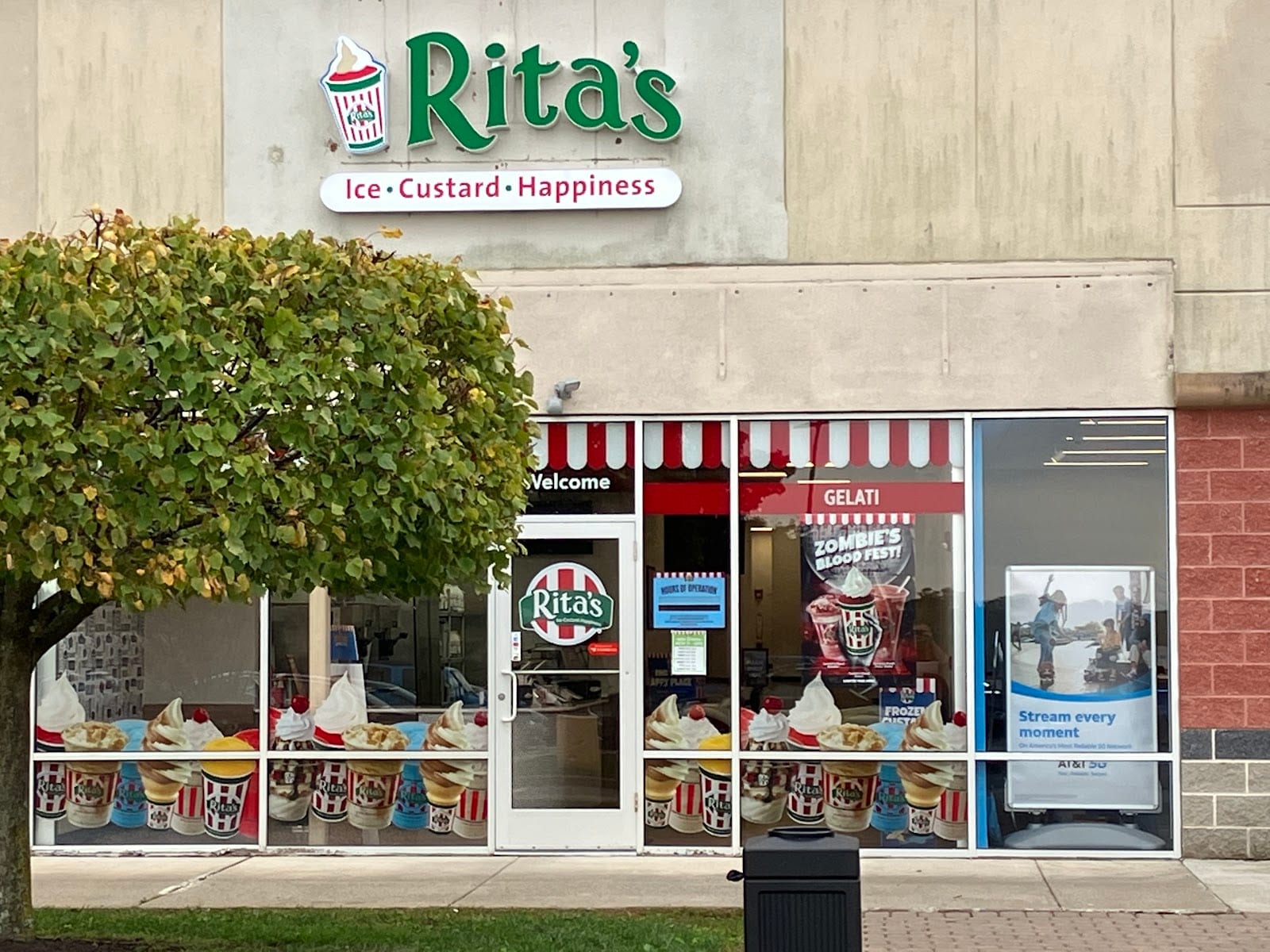 Rita's Italian Ice & Frozen Custard, photo 2