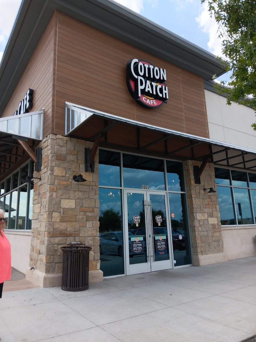 Cotton Patch Cafe, photo 2