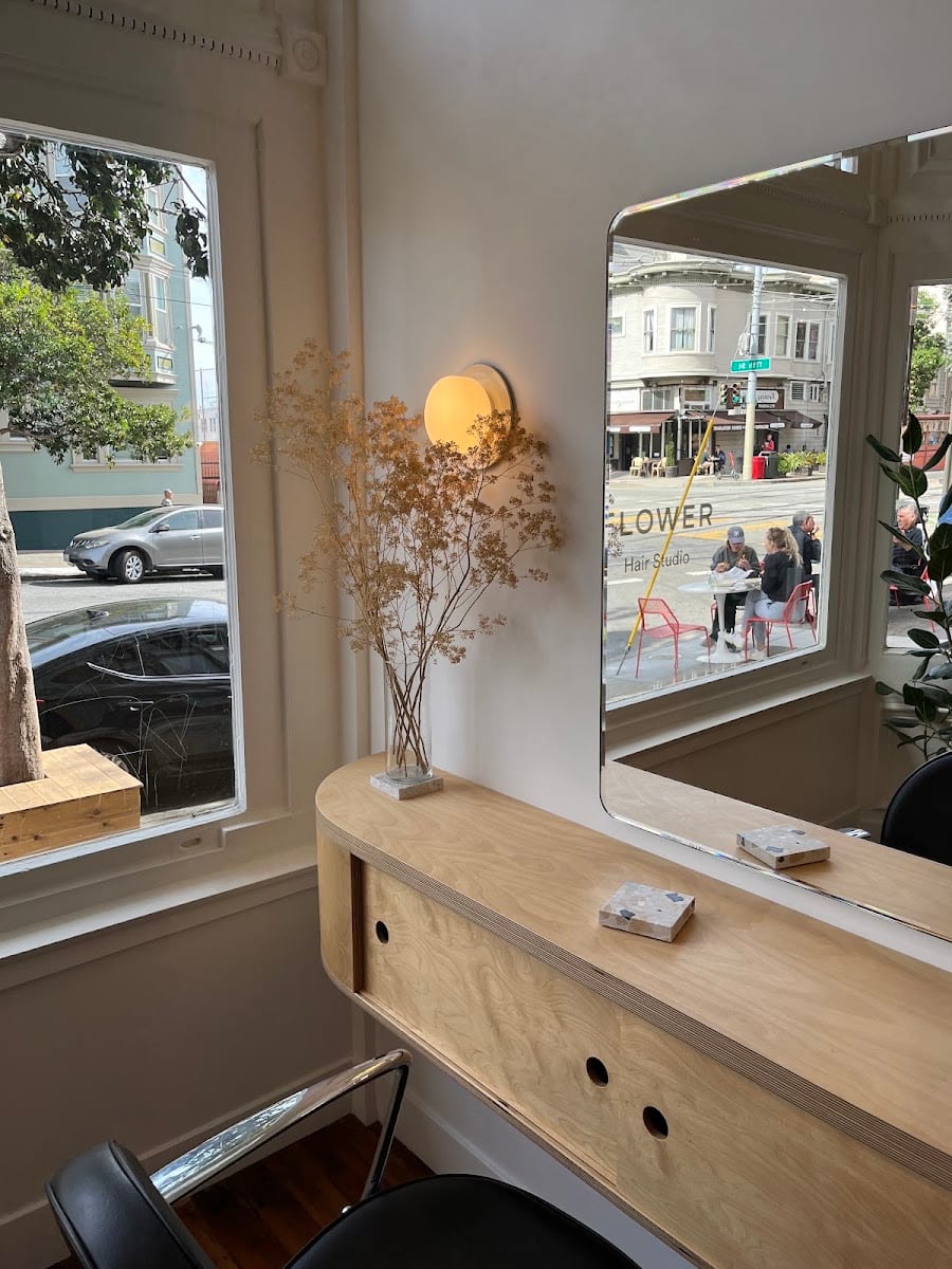 Flower Hair Studio
