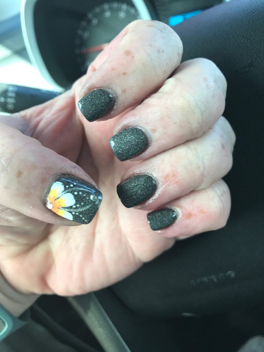 The Nails & Spa