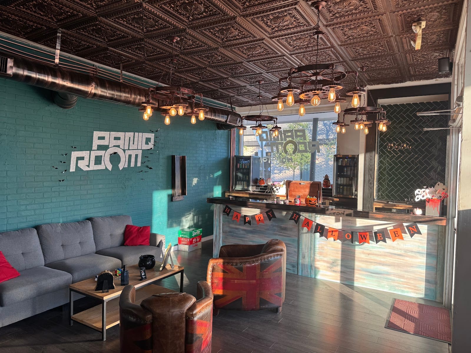 PanIQ Room Houston And Cocktail Bar