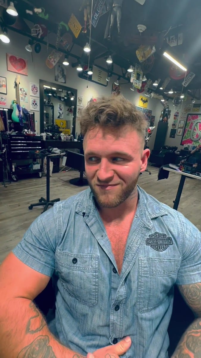 Clayton Keith Salon, photo 2