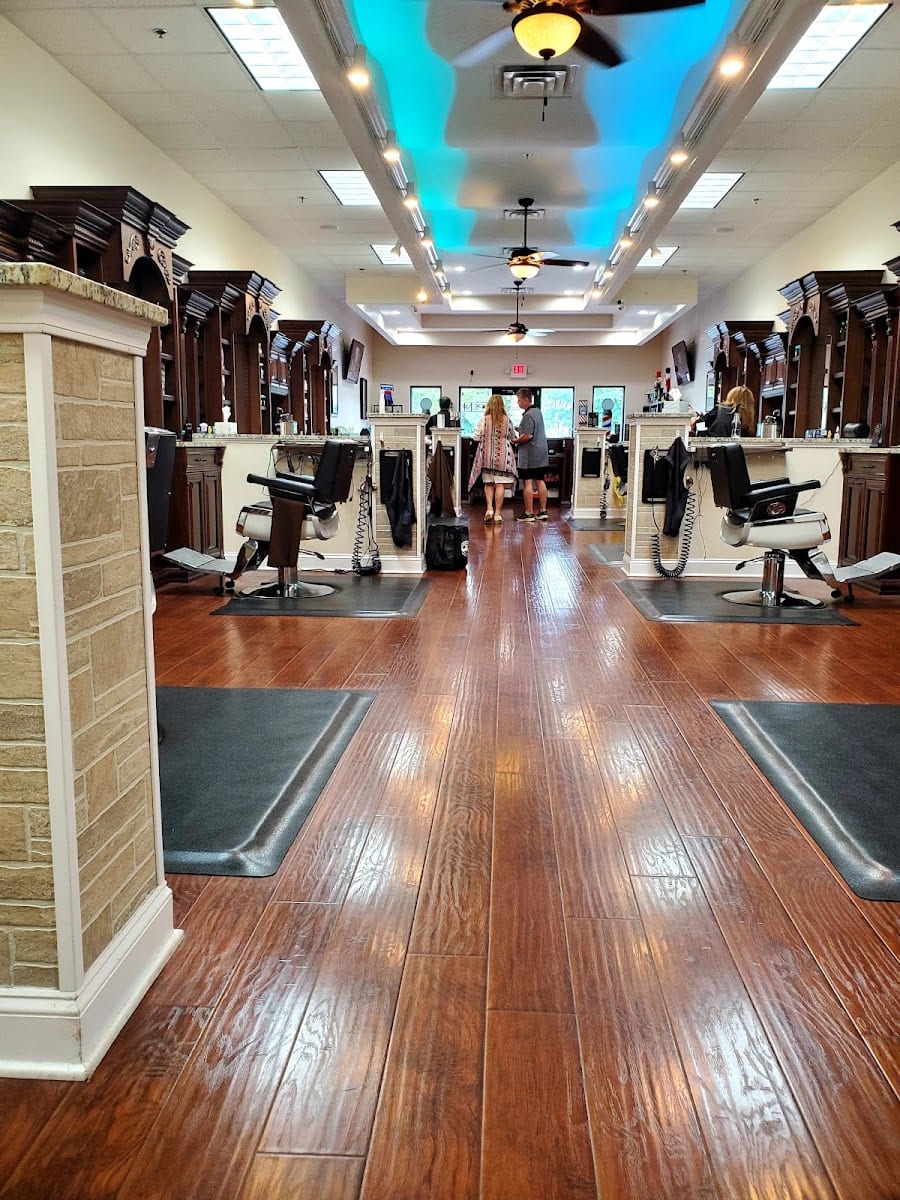 Friend's Barber Shop, photo 3