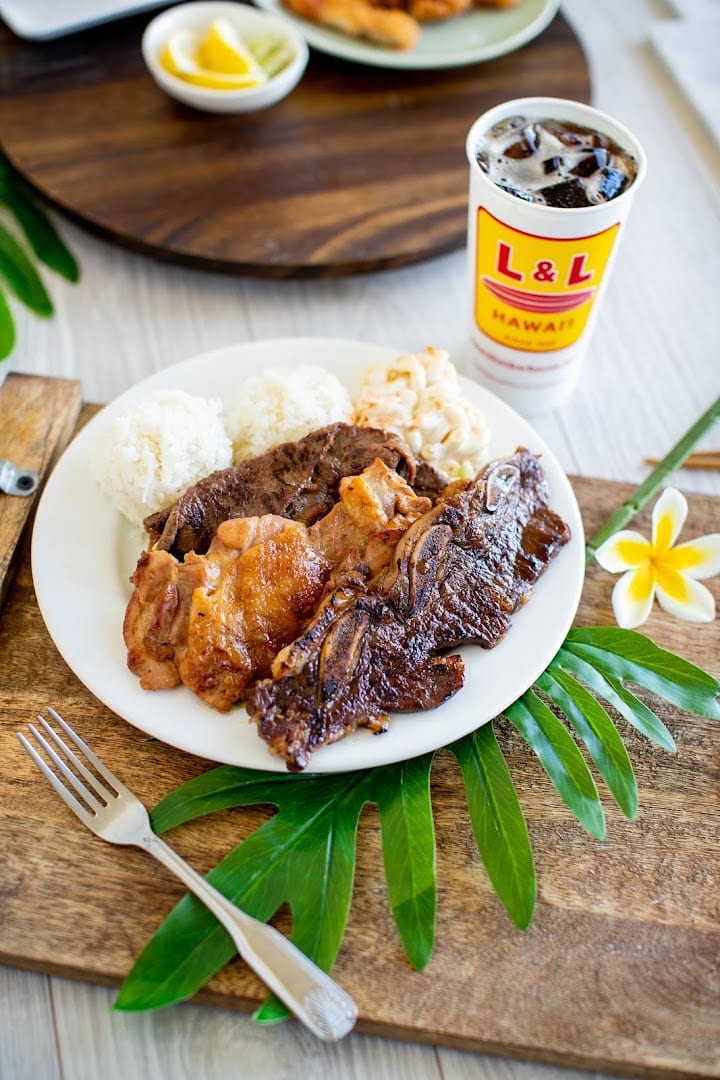 L&L Hawaiian Barbecue, photo 3