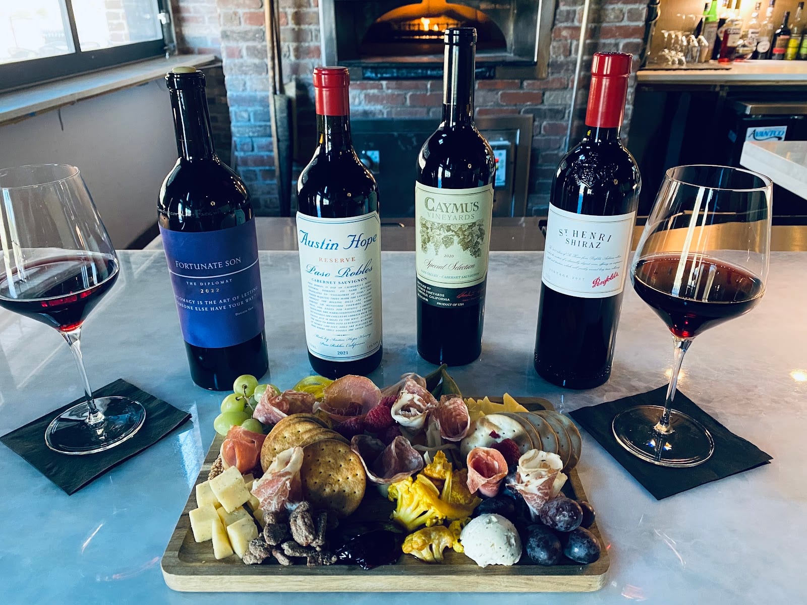 Vinifera Wine Lounge & Bistro