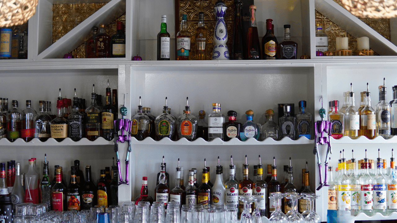 Dempsey's Beachside, photo 2