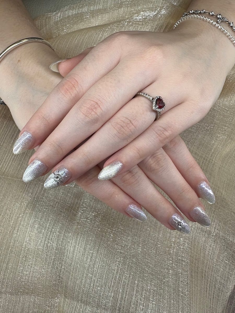 Elegant Nails