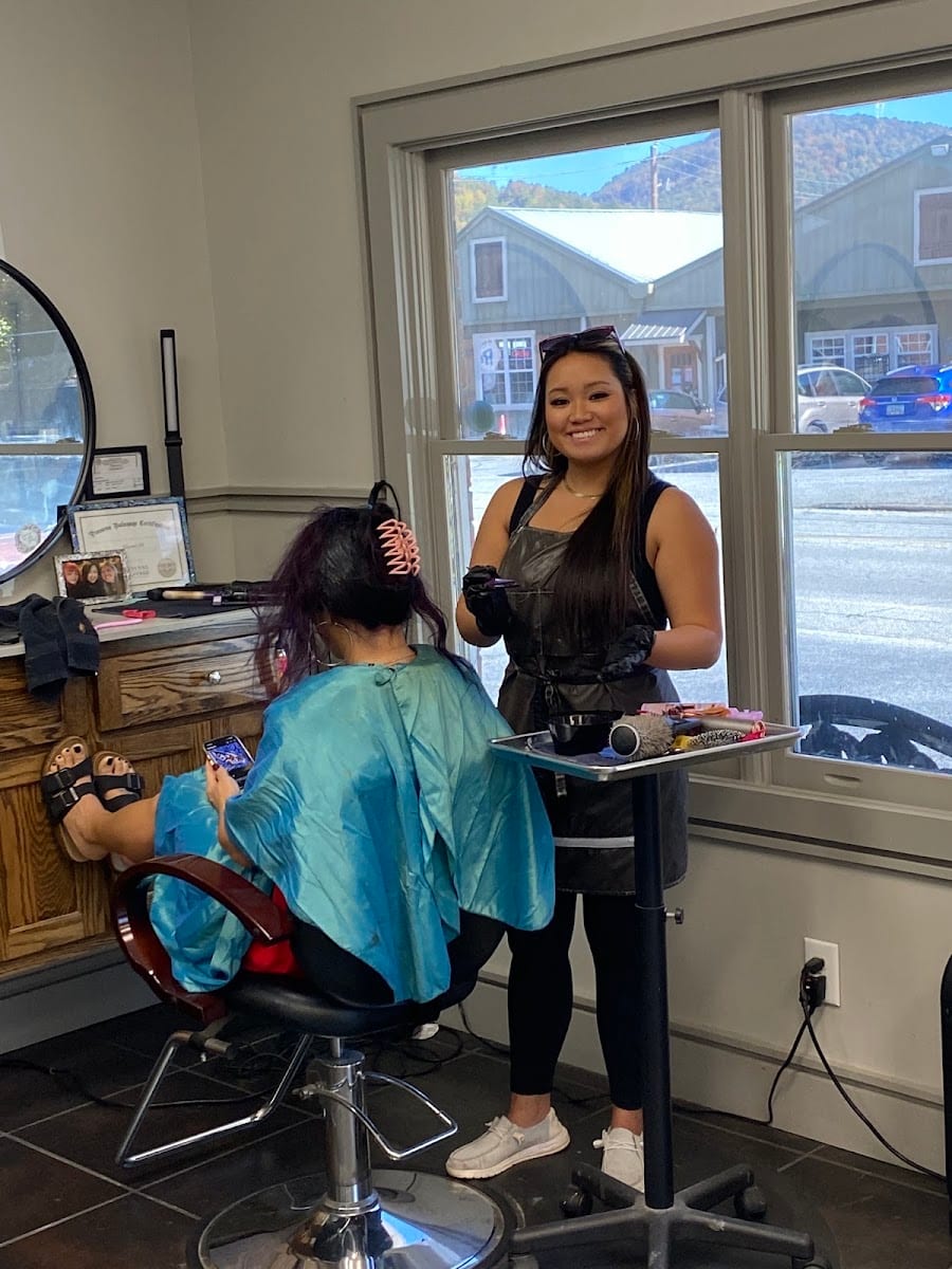 Cloud 9 Salon