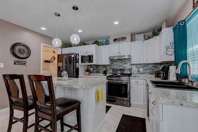 The Jewett-Torres Group / Benjamin Jewett Vegas Real Estate Agent