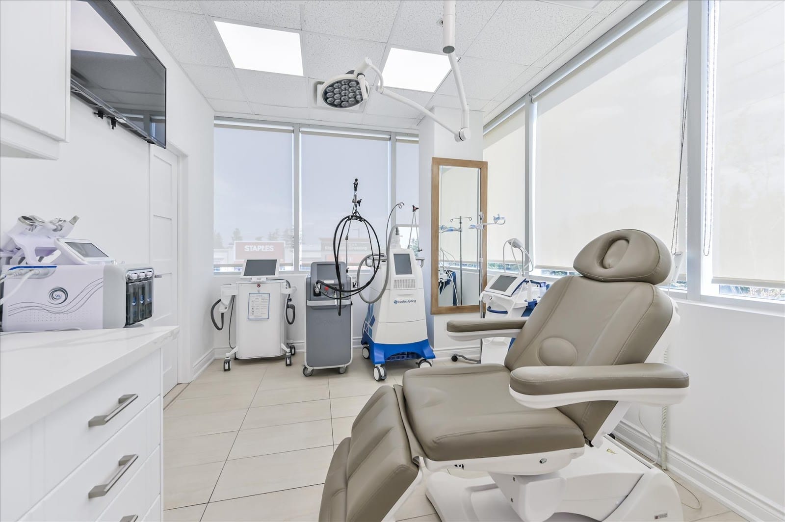 Unique Cosmetic Clinic, photo 2