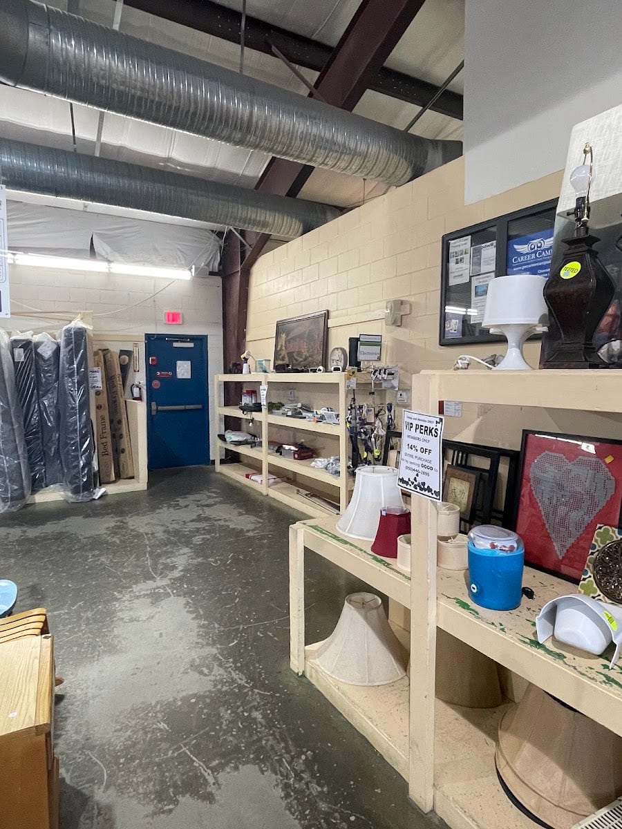 Goodwill Retail Store & Donation Center, photo 4