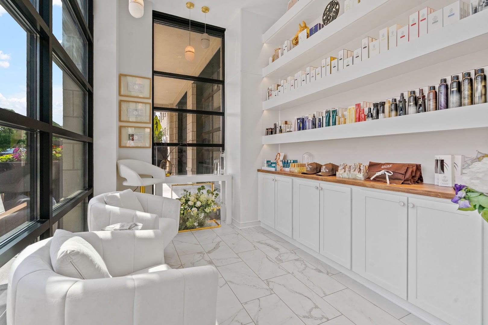 Luxe Salon And Spa at The Adelphi, photo 4