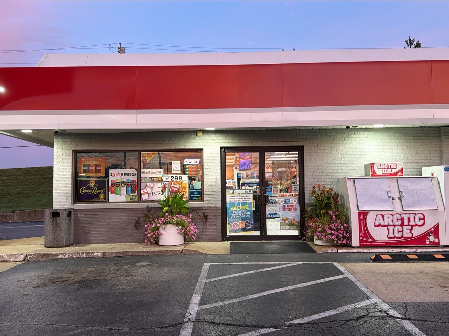 Phillips 66, photo 2