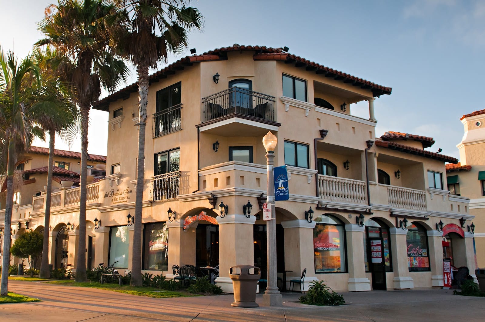 Balboa Bay Resort, photo 2