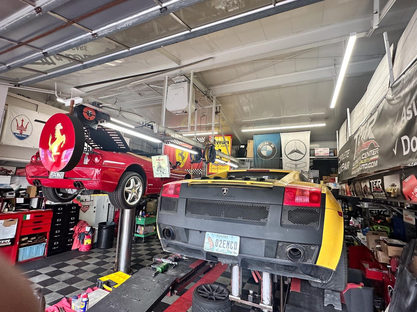 T&R Automotive Center