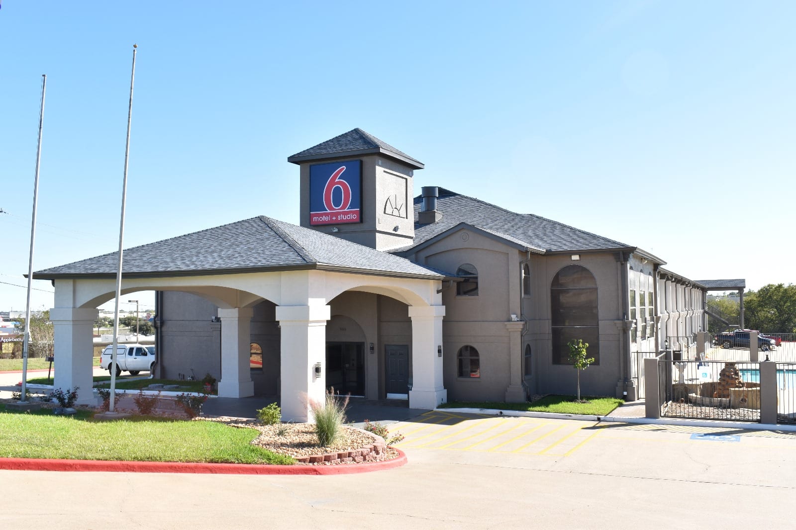 Holiday Inn Express & Suites Brenham South by IHG, photo 4