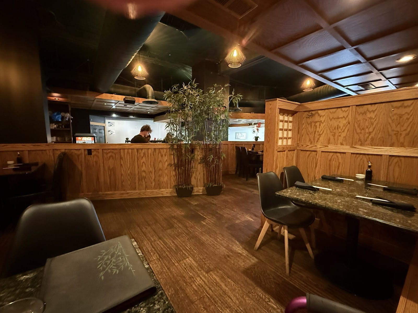 Suki Café