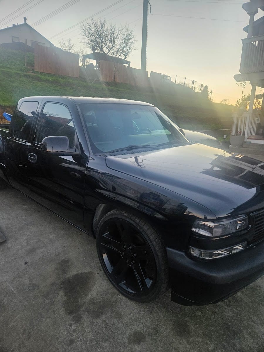 Frank's Auto Body & Paint