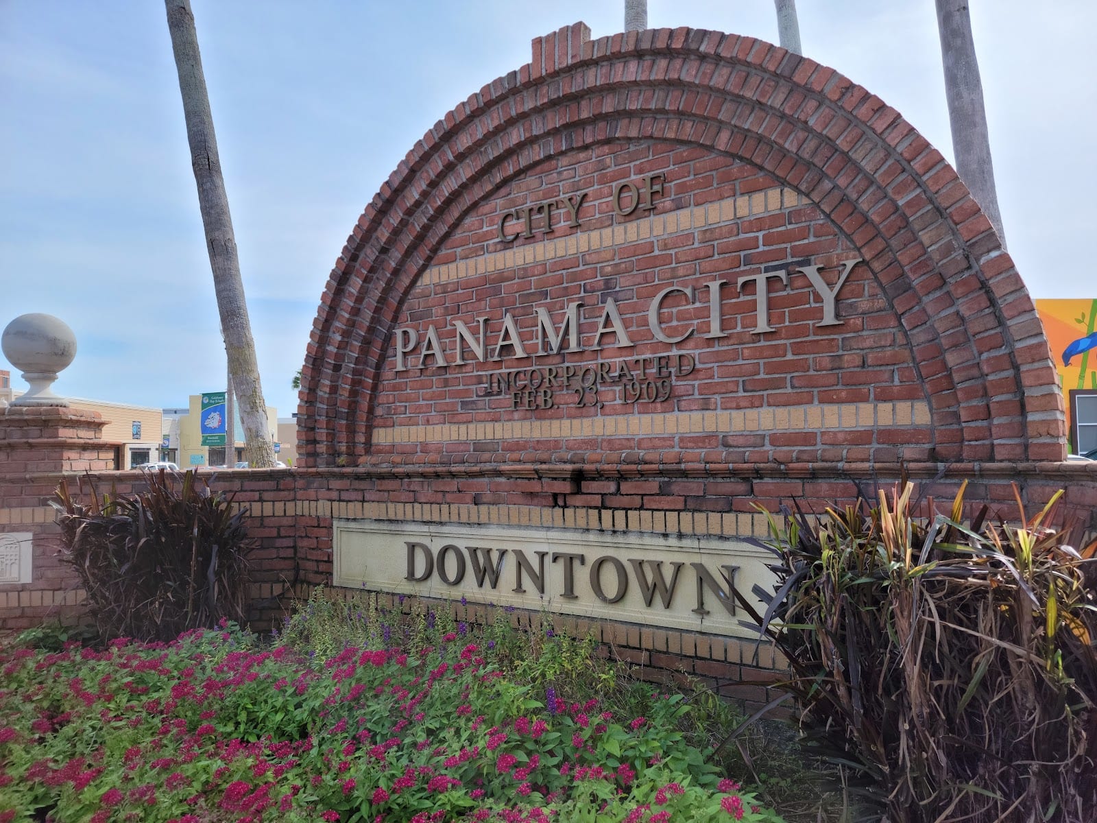 Downtown Panama City Welcome mural