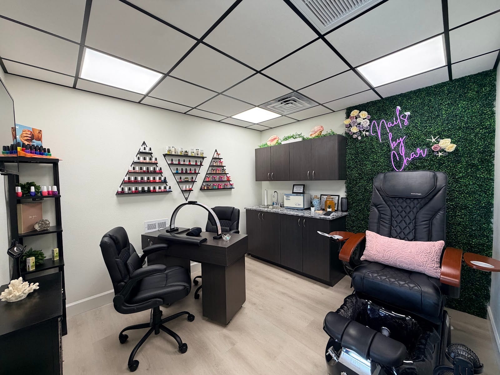 Salty Salon Studios, photo 4