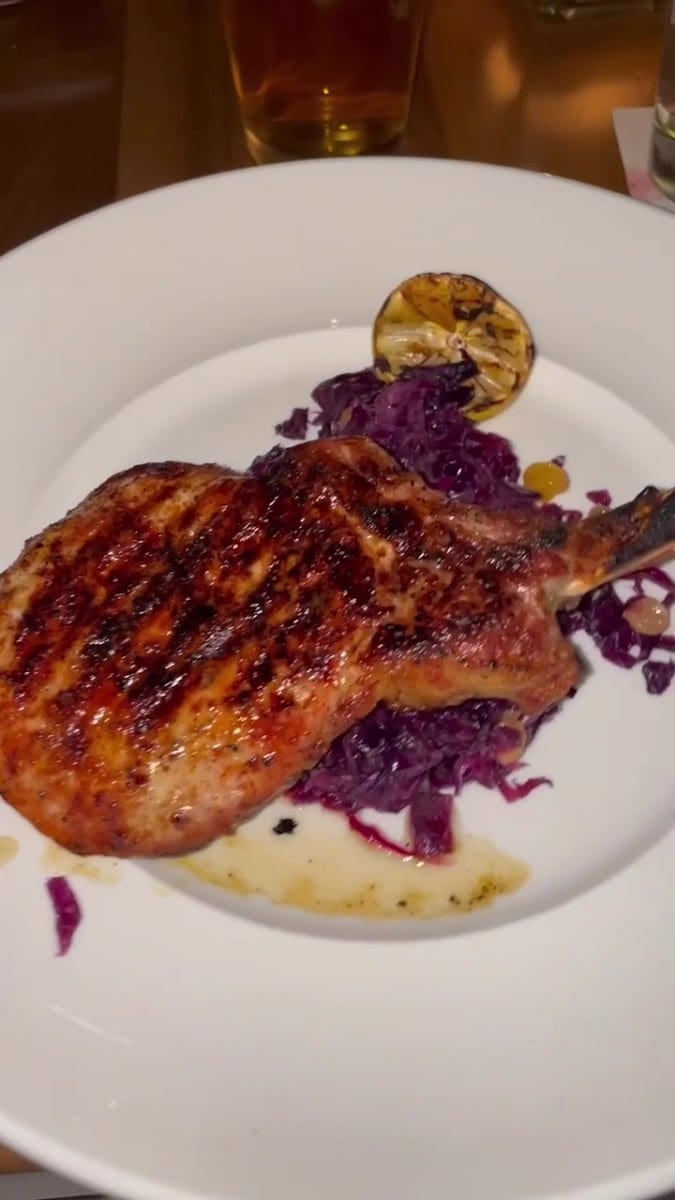 Seasons 52, photo 3