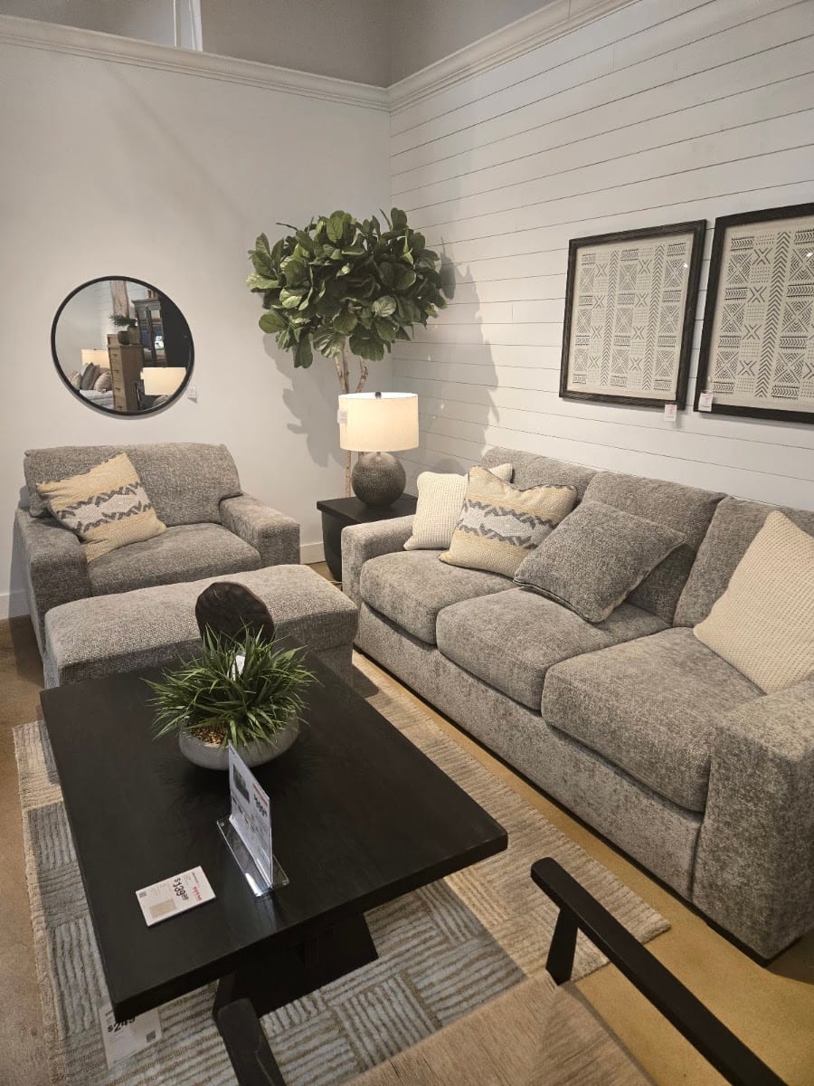 Ashley Store, photo 3