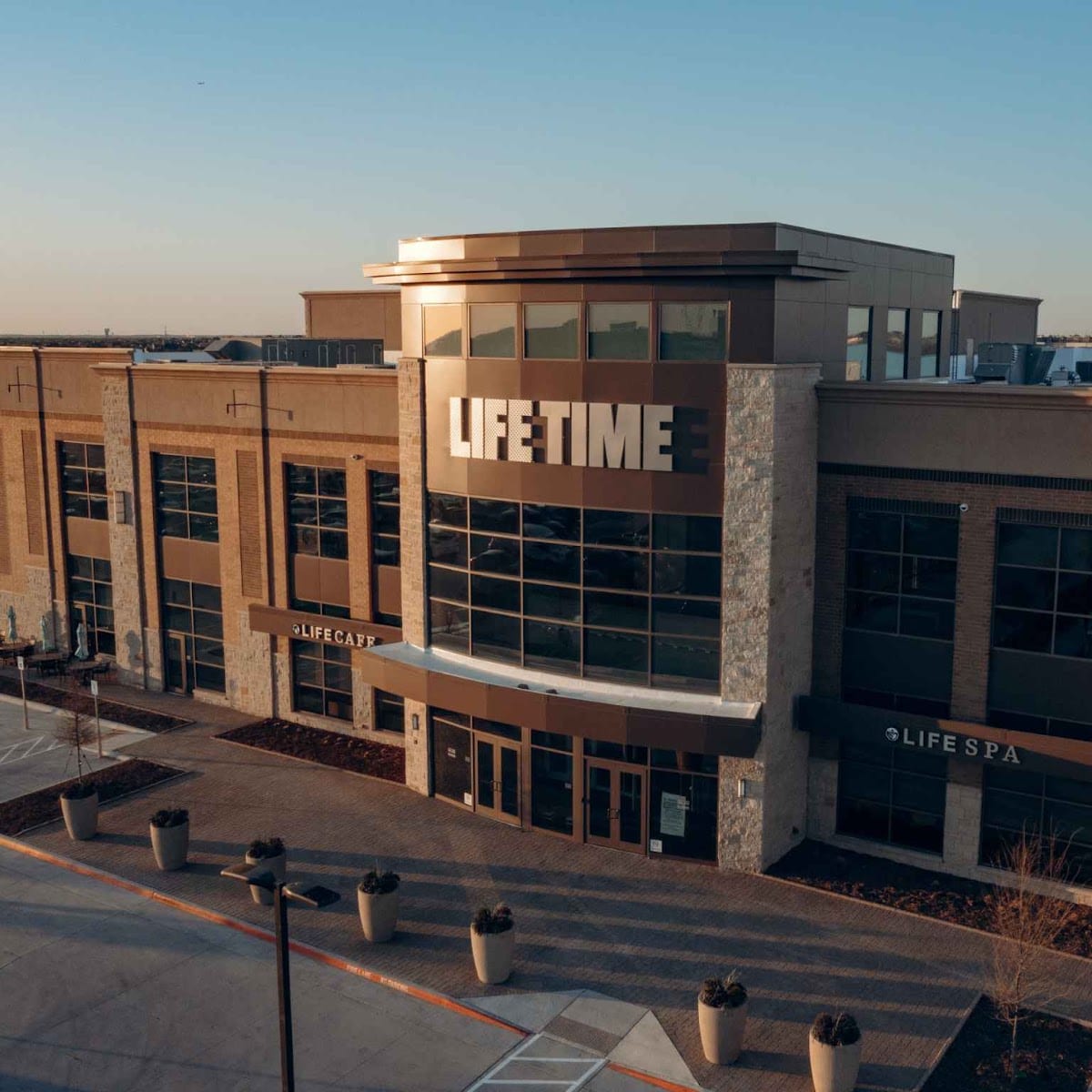 Life Time, photo 2