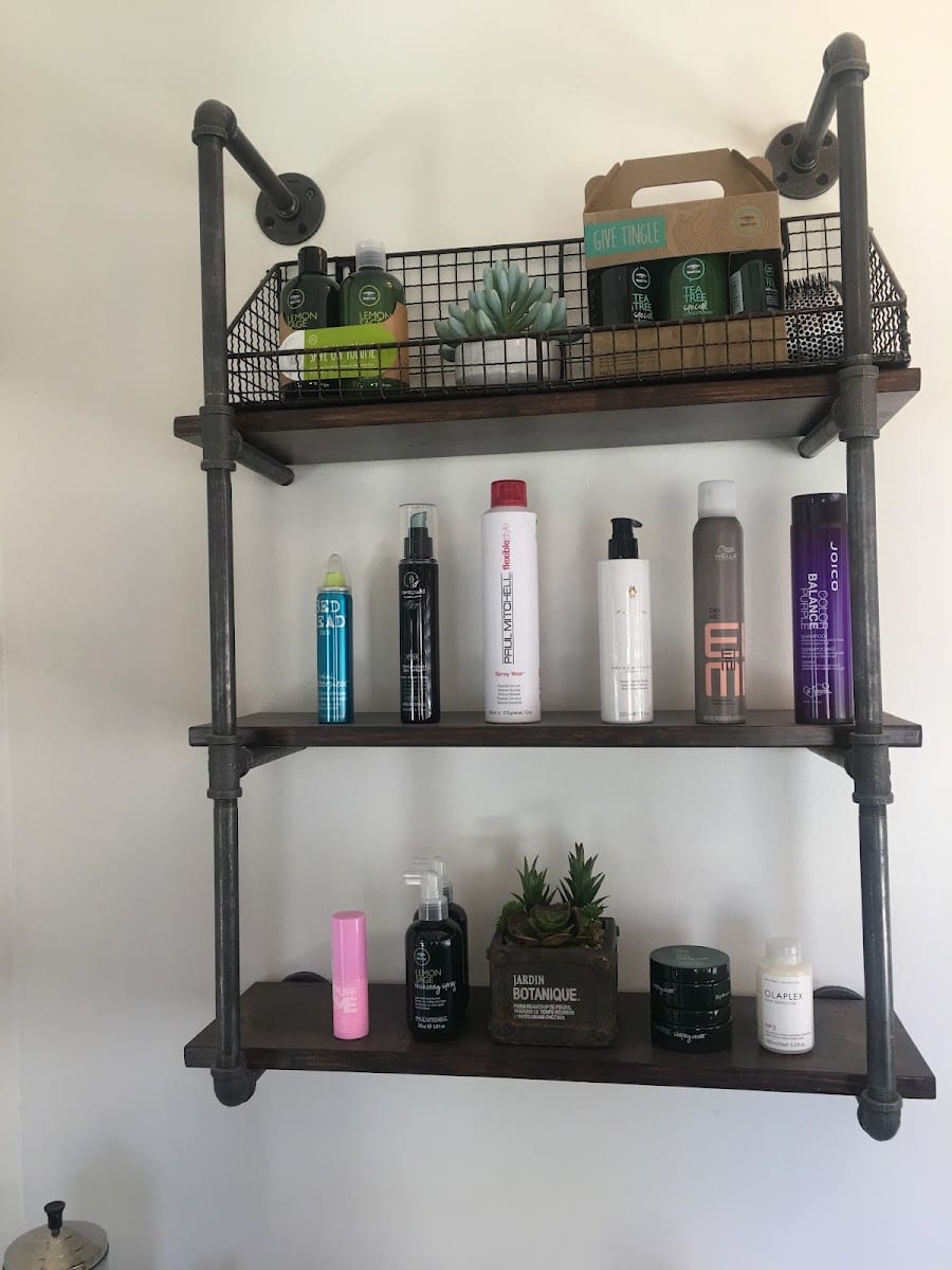 White House Salon Boutiques, photo 2