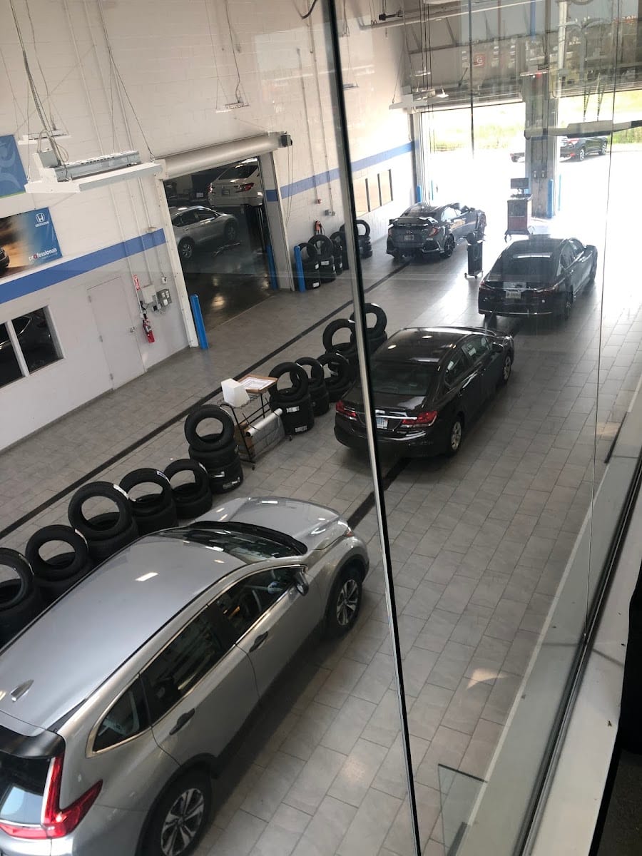 Tom Wood Honda Service work, photo 3