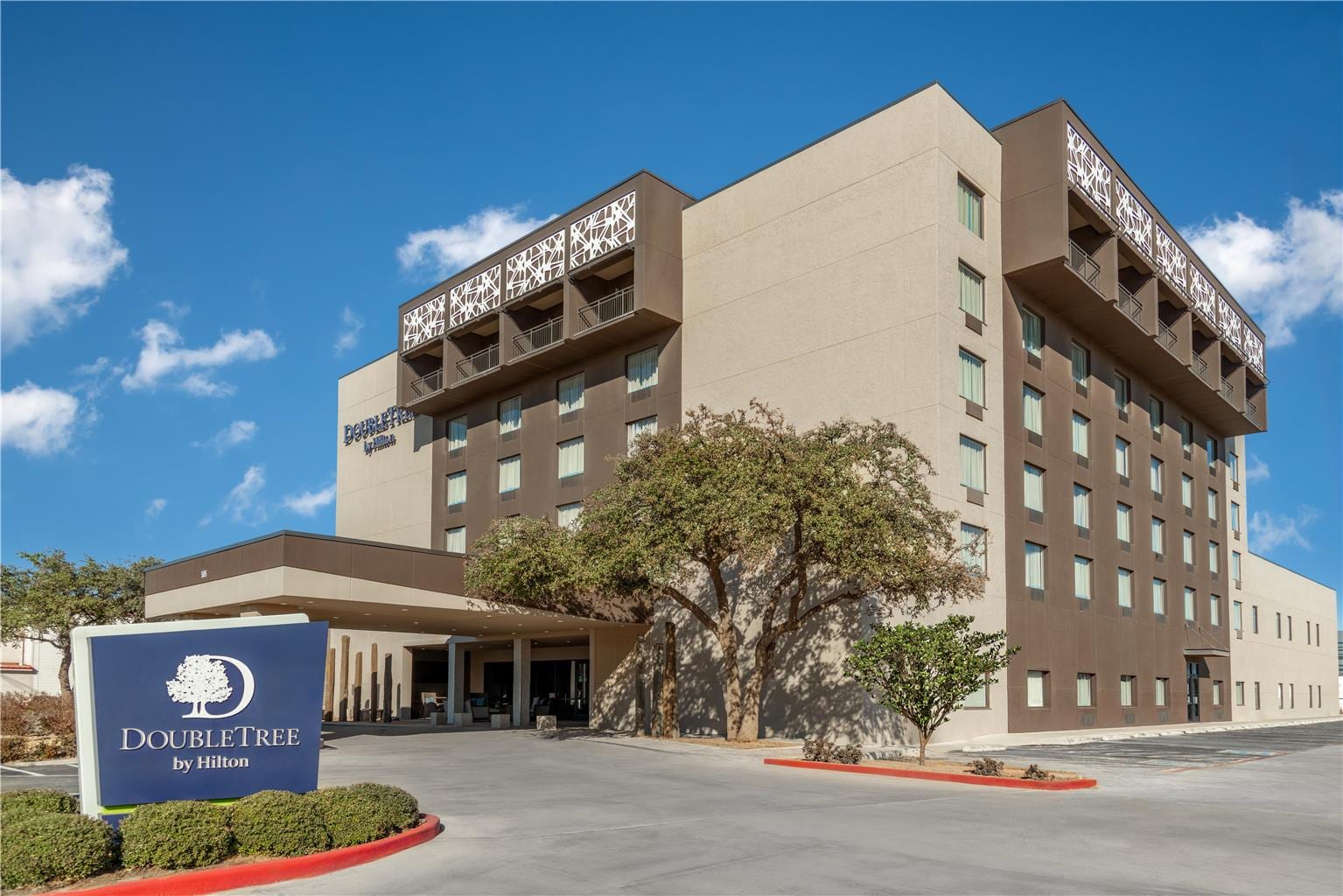 Millsap Suites, photo 2