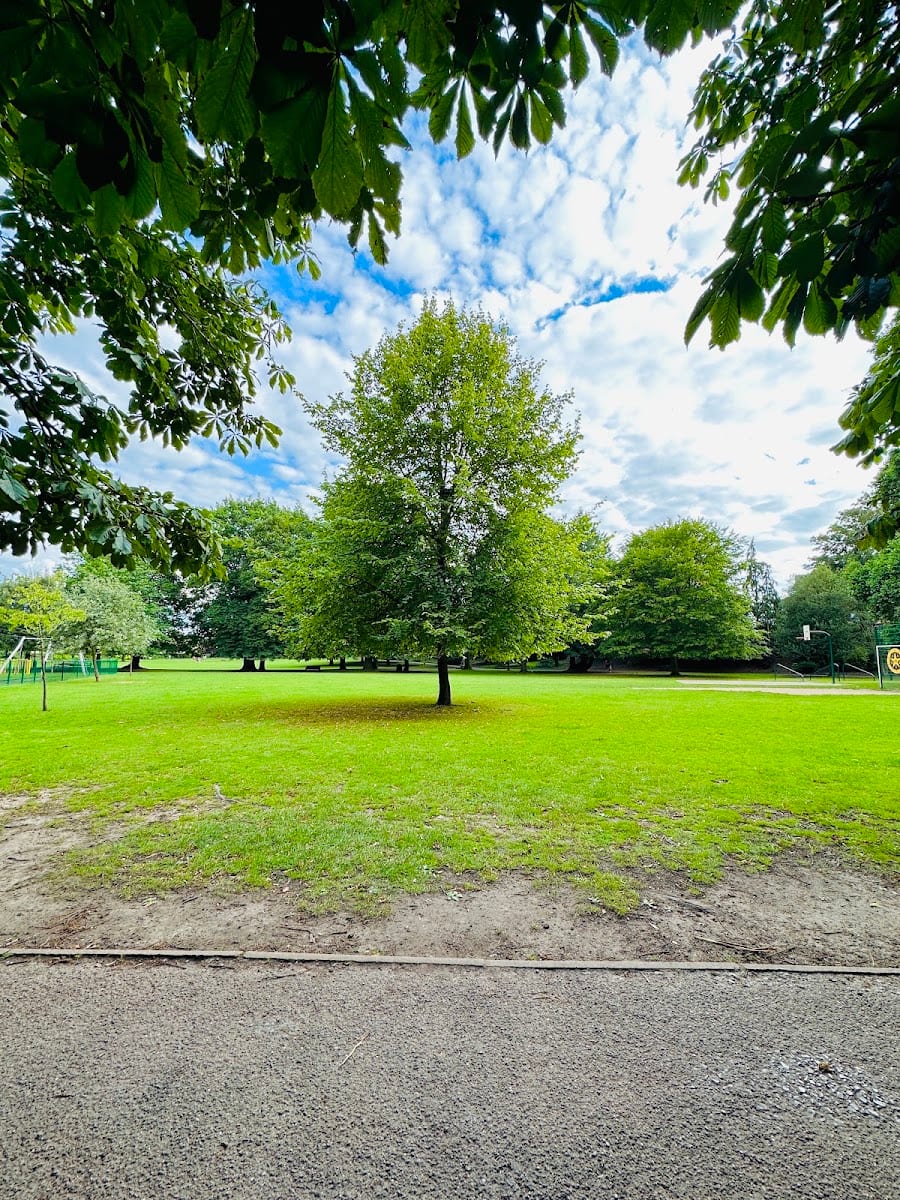 Clarence Park Play Area, photo 3