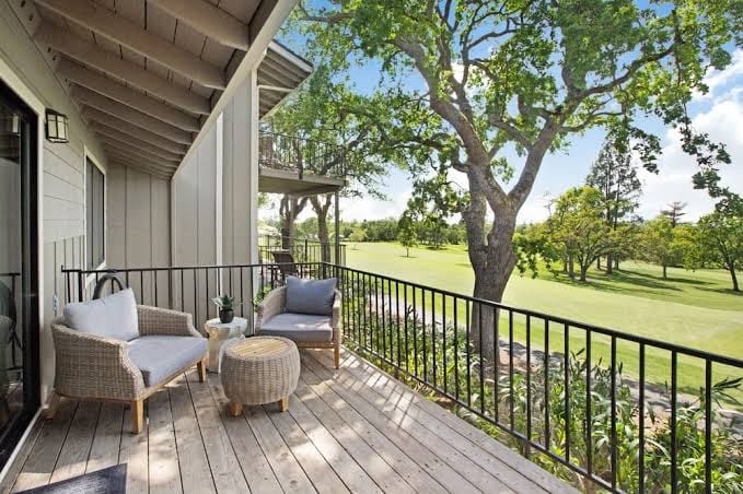 Peaceful Getaway on Silverado Golf Course w/ Patio