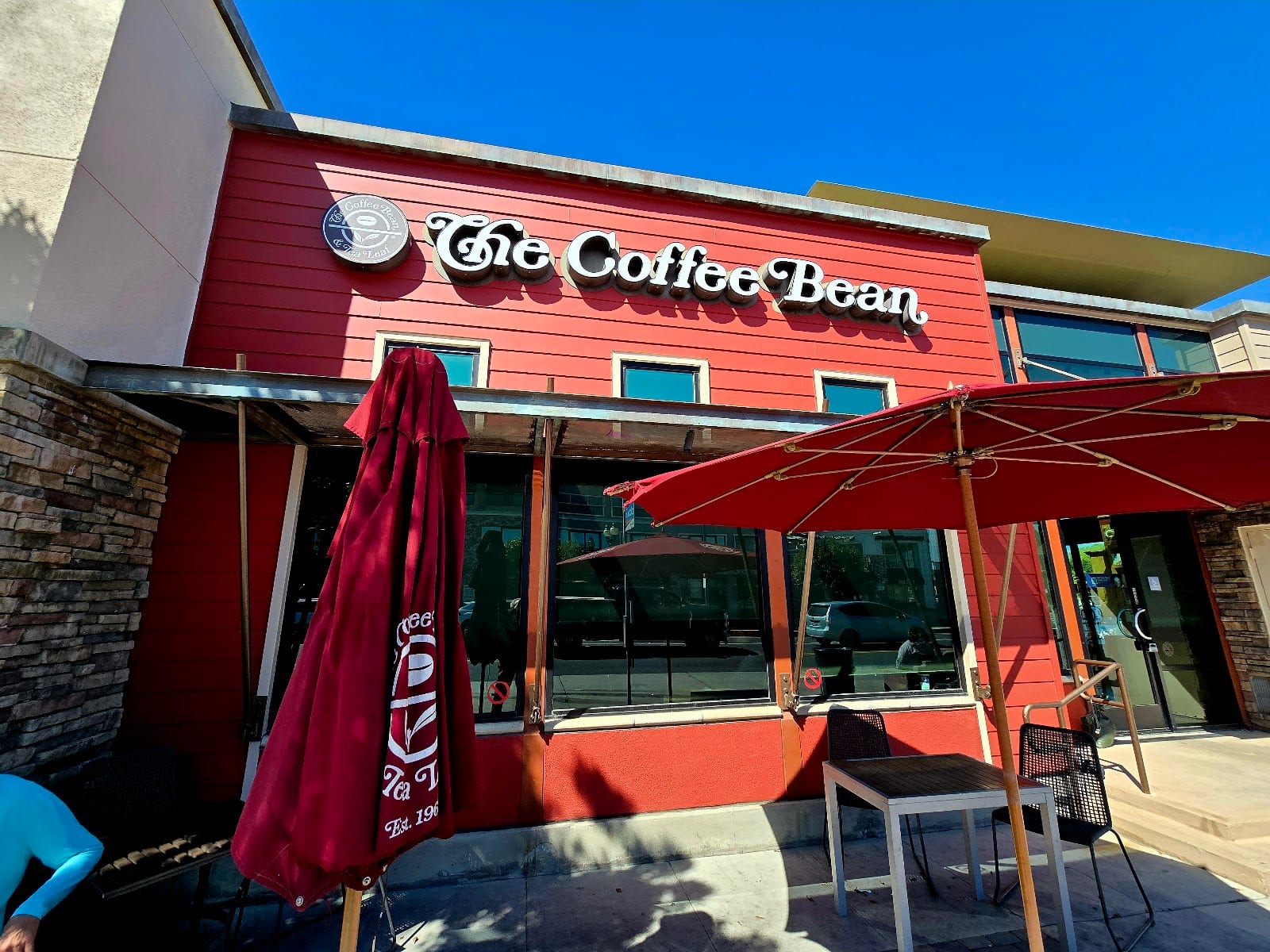 The Coffee Bean & Tea Leaf, photo 2