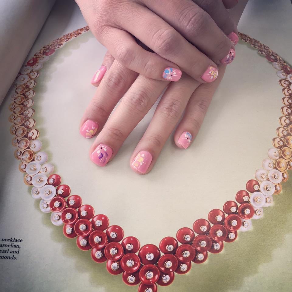 Holly Nails, photo 2