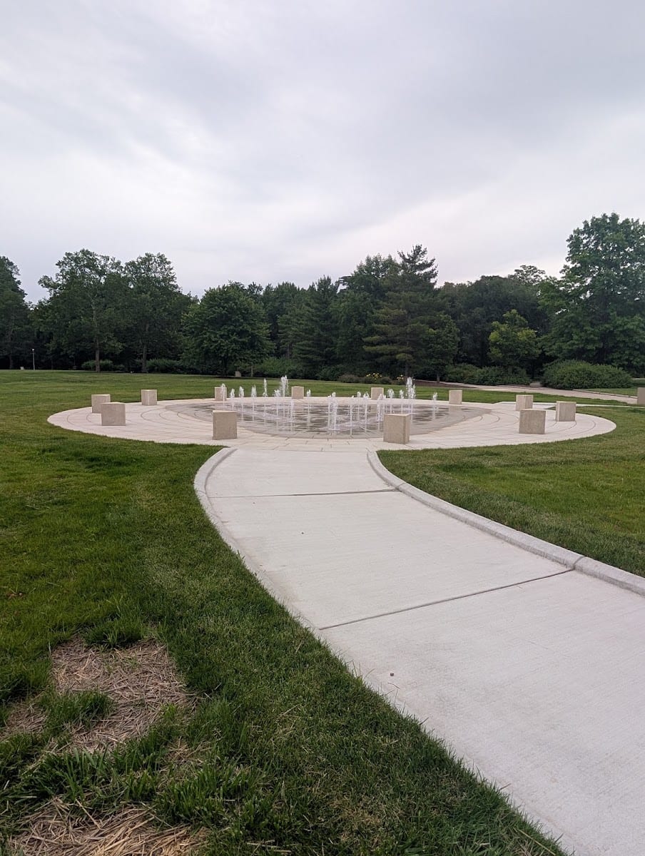 Fountain, photo 3