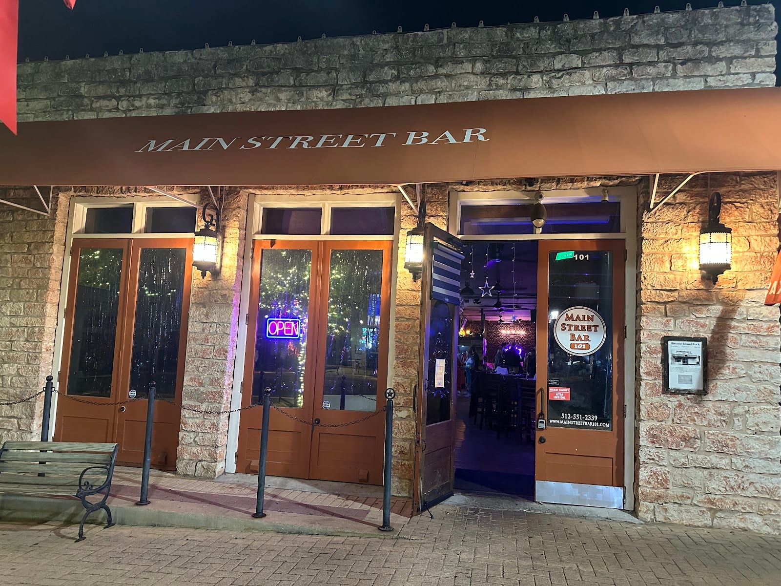Main Street Bar, photo 2