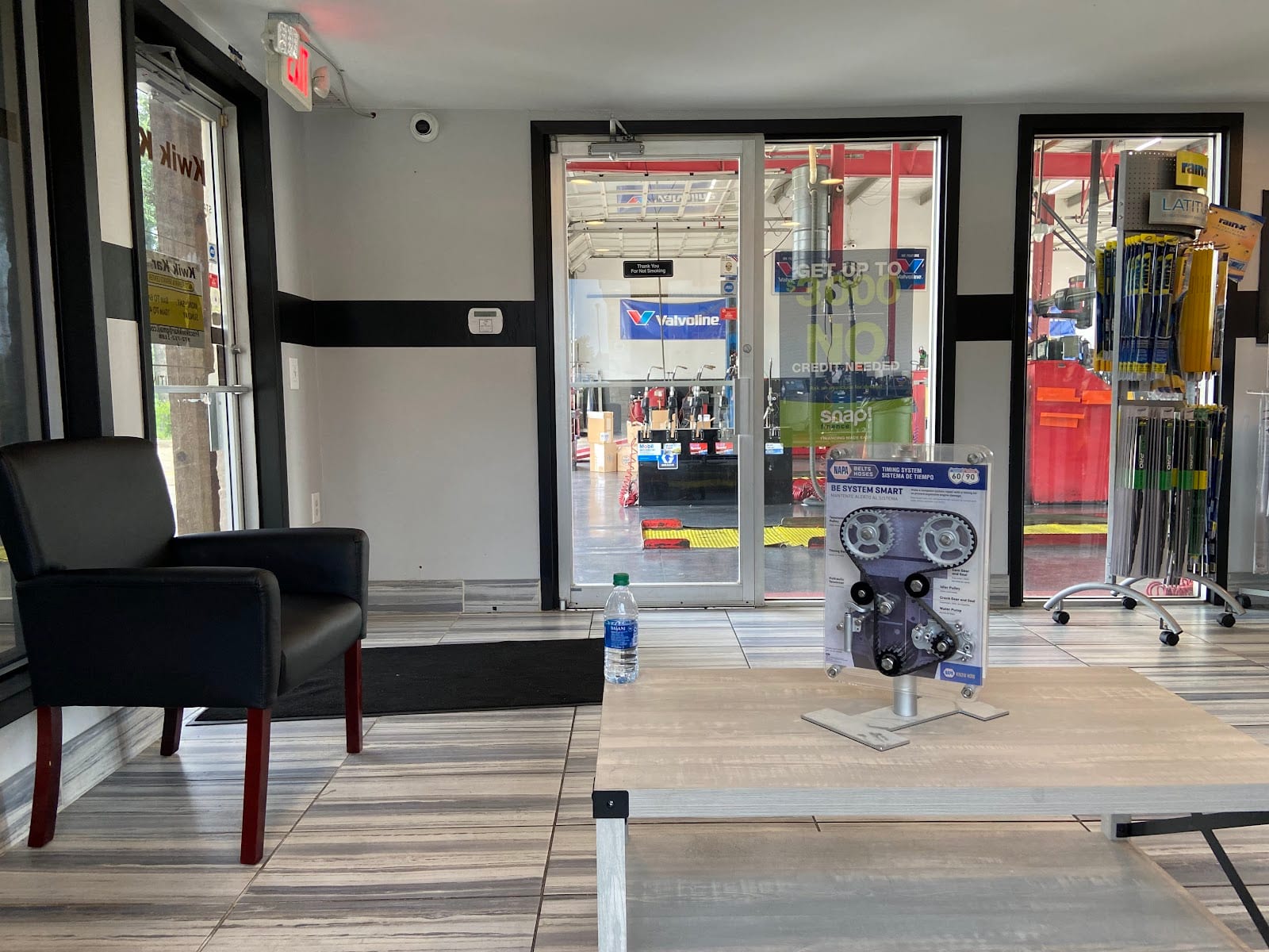 Kwik Kar Oil Change & Auto Care, photo 4