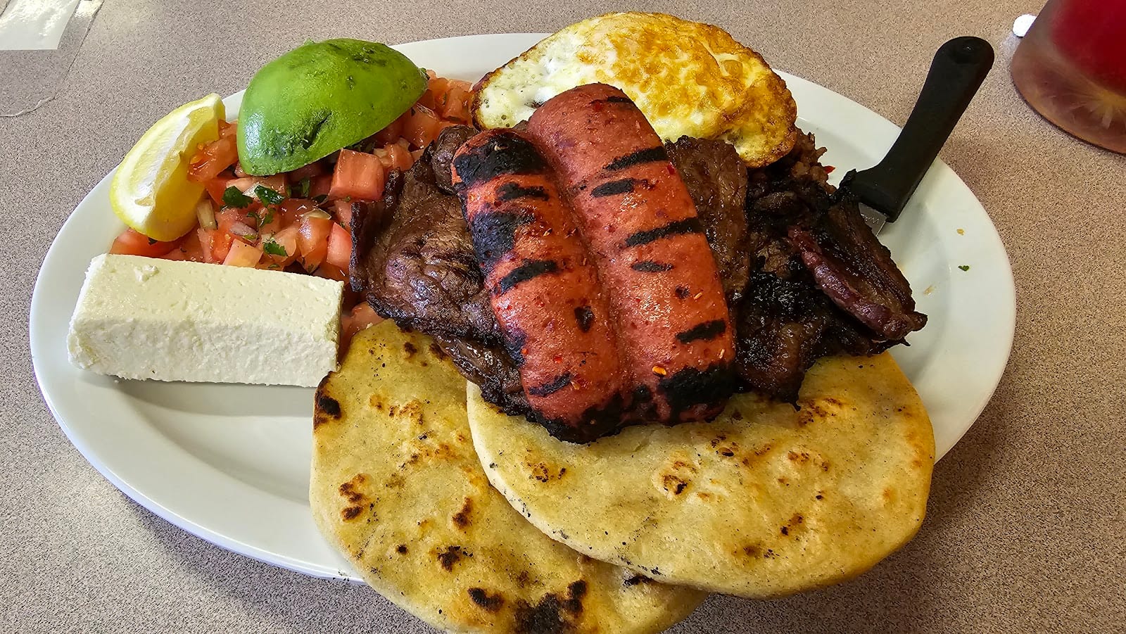 Los Reyes Restaurant