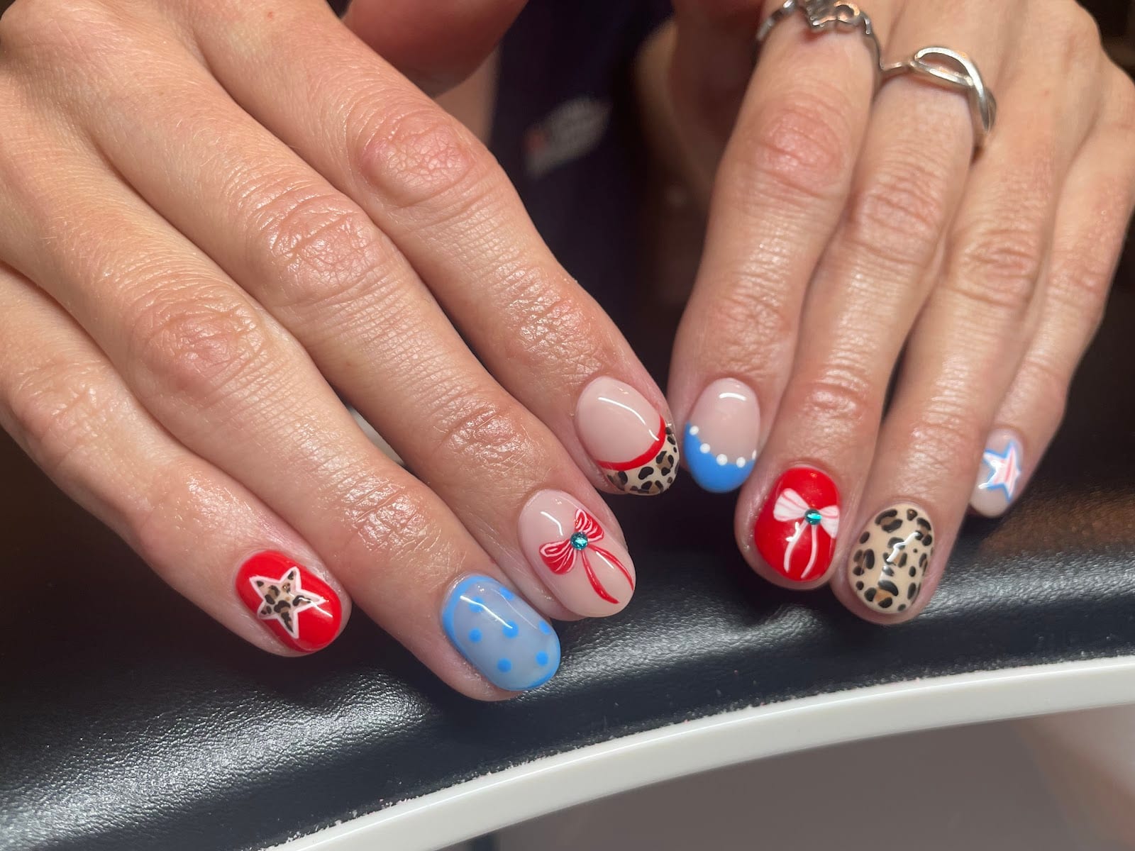 Prism Salon, photo 2
