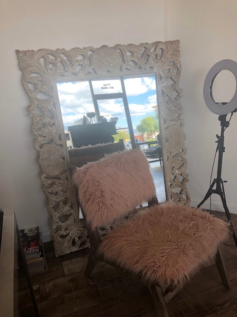 Lash Haus, photo 4