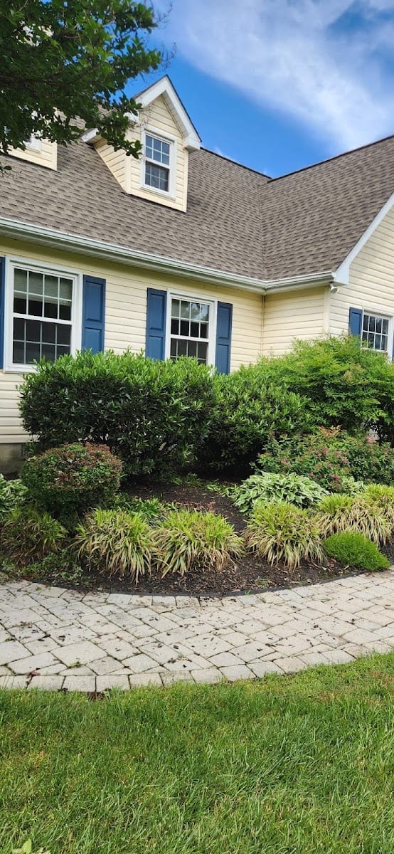 Very Green Landscaping LLC